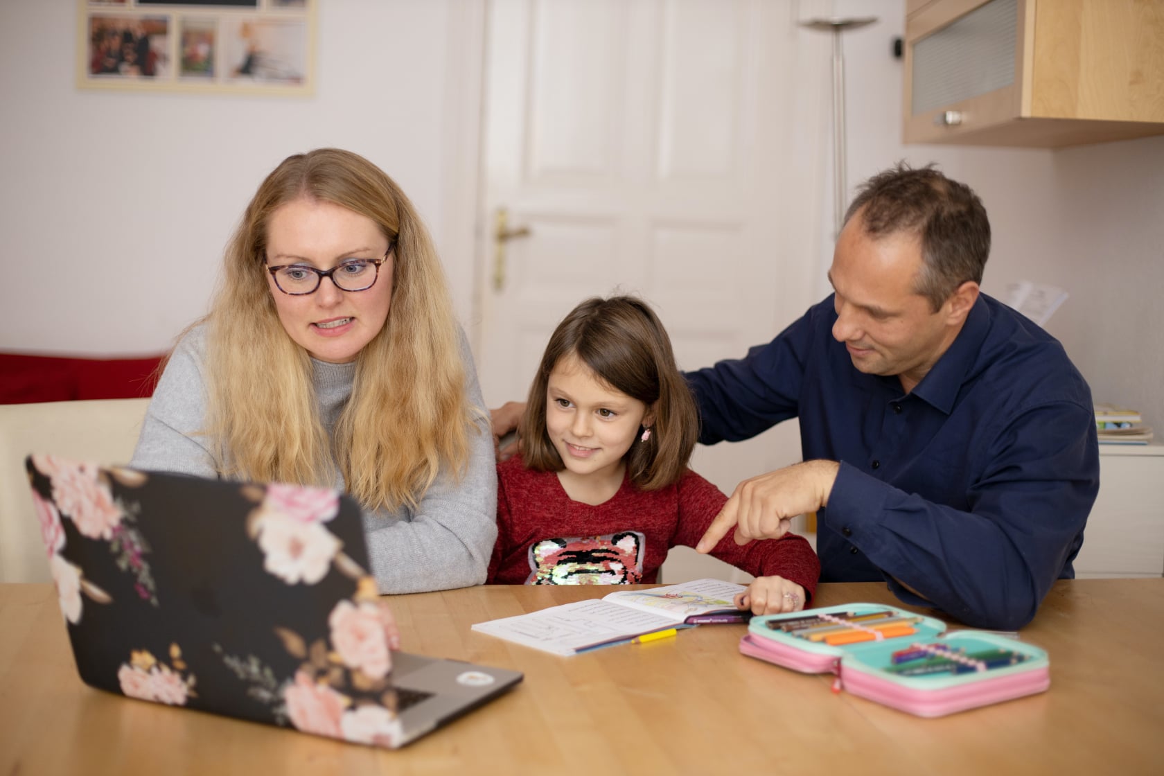 Things Parents Can Do During Pandemic to Help Kids Thrive in School - Panvola