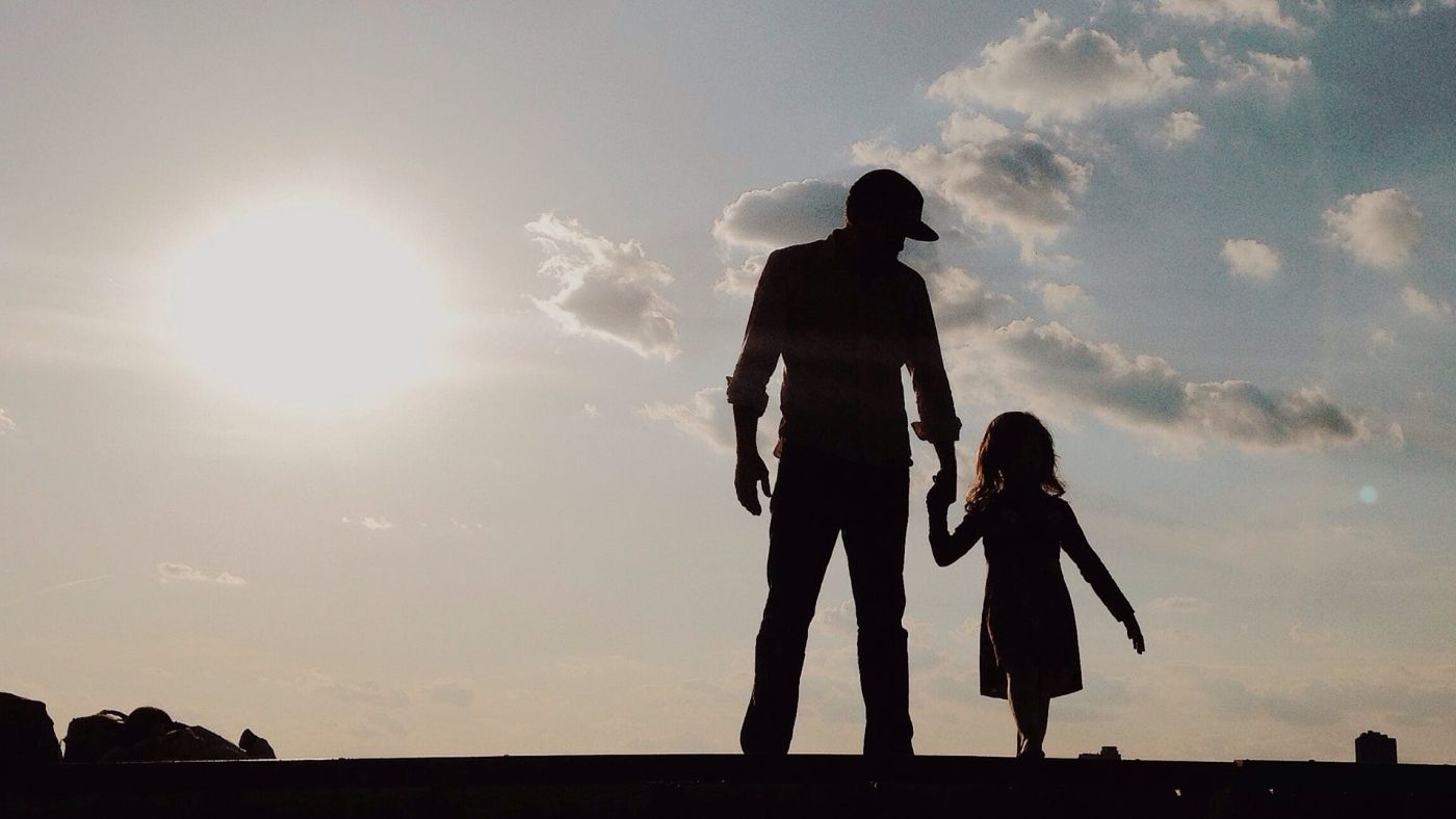 I should have done that! 7 Dad greatest parenting regrets 2022 - Panvola