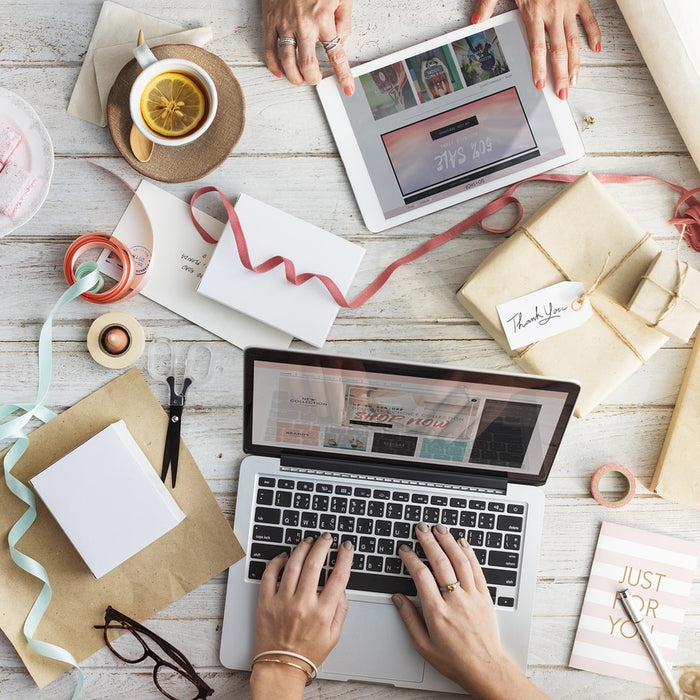 10 Hilarious Amazon Office Gifts to Spice Up Your Workspace - Panvola