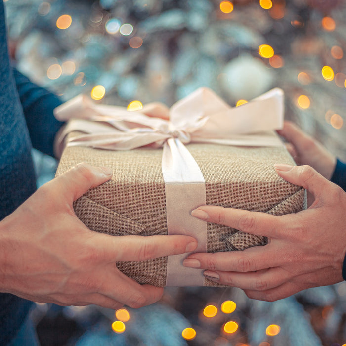 Why Do You Give A Gift? The Top 5 Reasons Why Gift Giving Is Important - Panvola