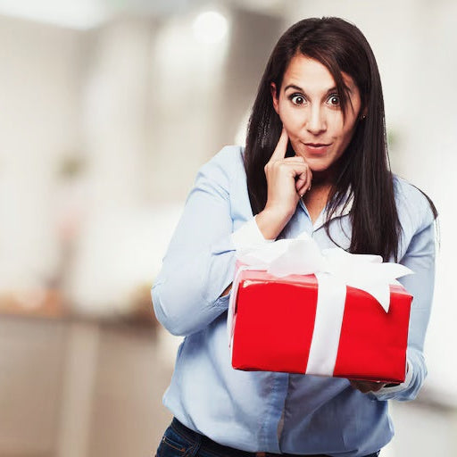 12 Funny and Practical Gift Ideas for Coworkers - Panvola