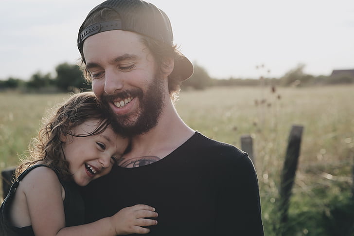 Beards, Dads, and Laughter: How Dads' Facial Hair Brings Joy to Their Kids - Panvola